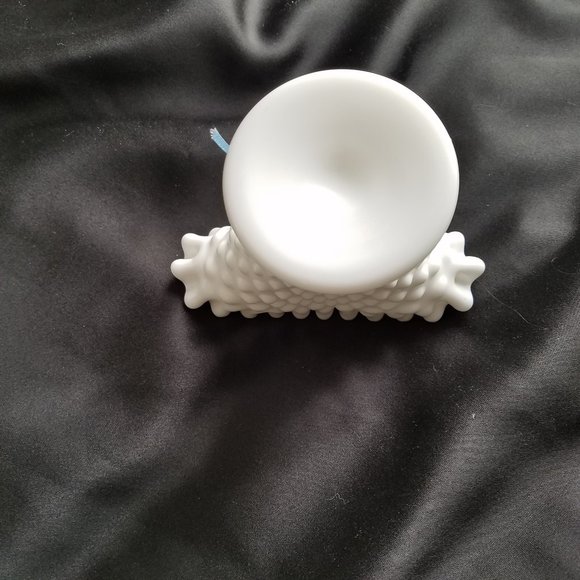 Fenton Hobnail Milk Glass 6" Fan Vase - Picture 4 of 6